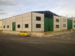 NAVE EN FUENLABRADA DE LOS MONTES (BADAJOZ) NAVE EN FUENLABRADA DE LOS MONTES (BADAJOZ)